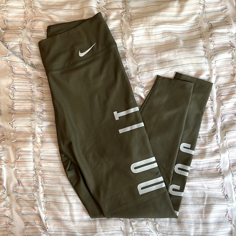 NIKE Just Do It Legging | Size M | olive